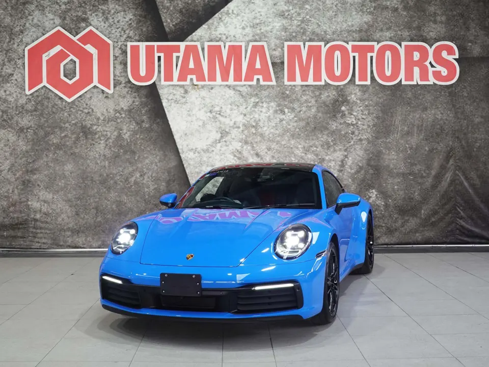 PORSCHE 911 CARRERA